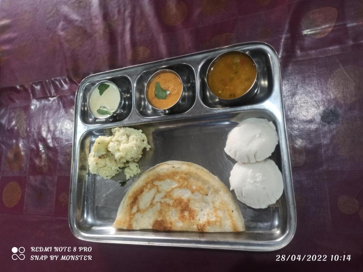 Hotel Temple City Papanasam Eksteriør billede